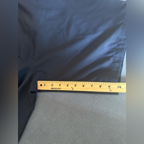 IZOD Men’s Golf Shorts SZ 42 Navy Pockets Performance Casual Summer Stretch - Picture 7 of 8